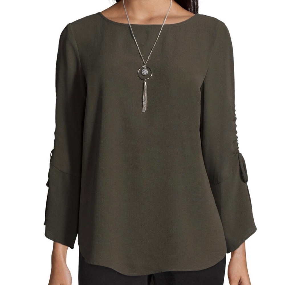 Brand new shirt from jcpennys size medium